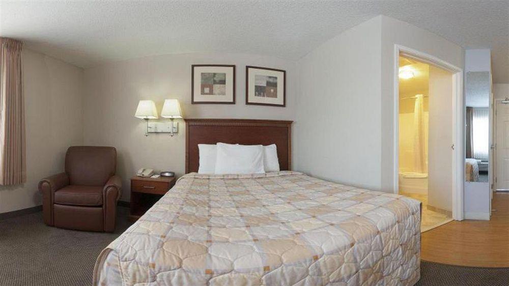 Candlewood Suites Fort Wayne - Nw By Ihg Luaran gambar