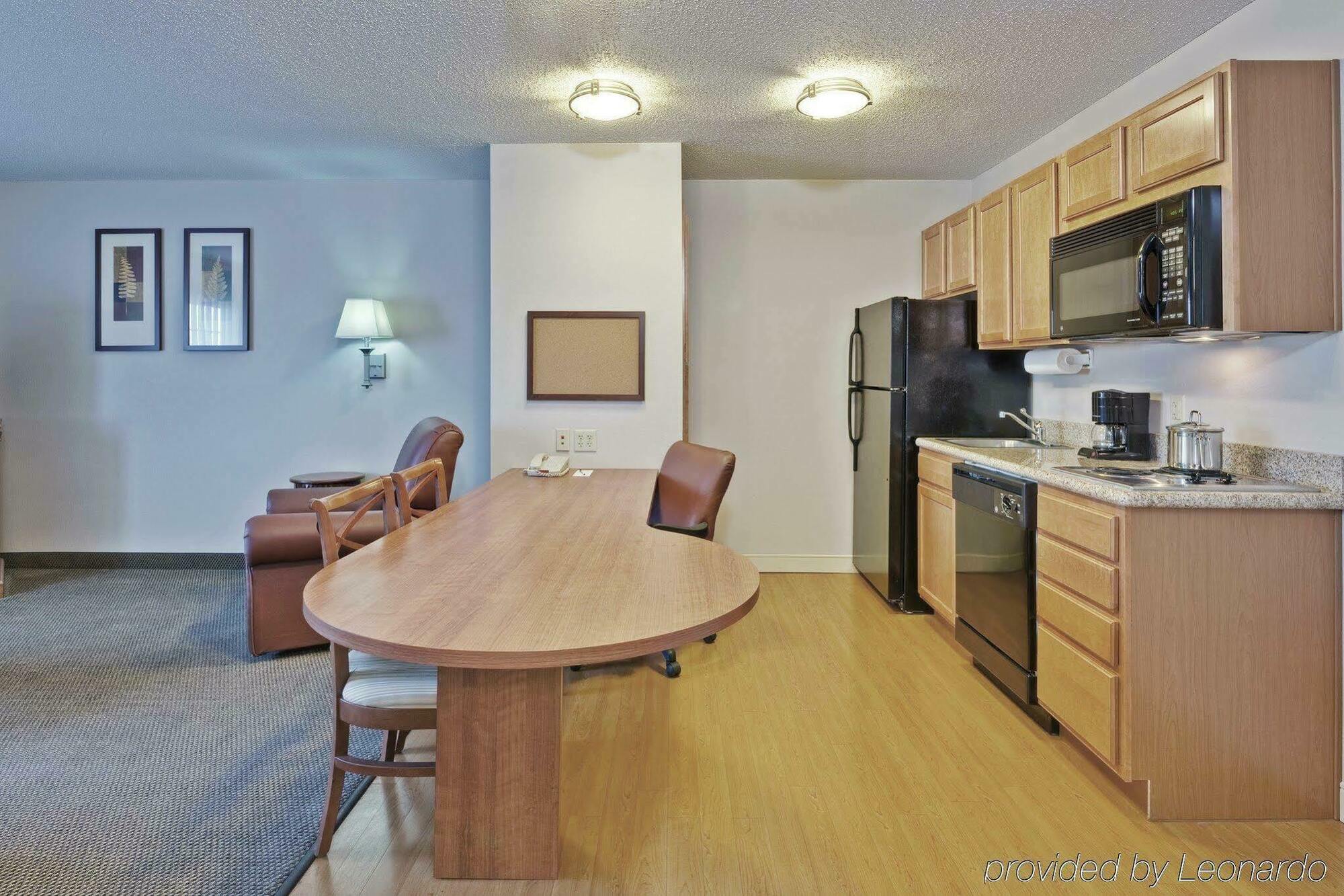 Candlewood Suites Fort Wayne - Nw By Ihg Bilik gambar